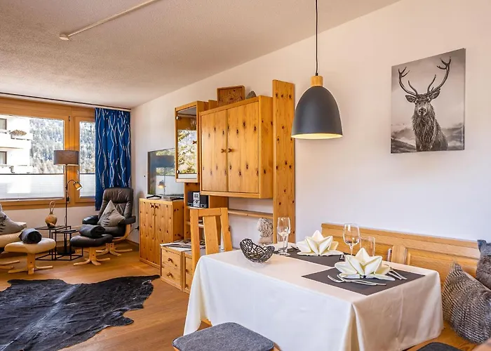 Chesa Corvatsch 211 - By Interhome Daire